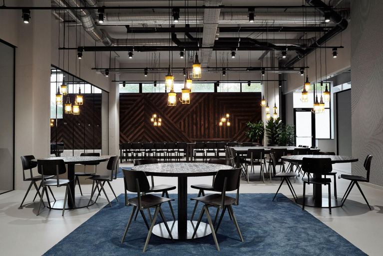 Food & Drinks 5, The Social Hub Amsterdam City, Amsterdam