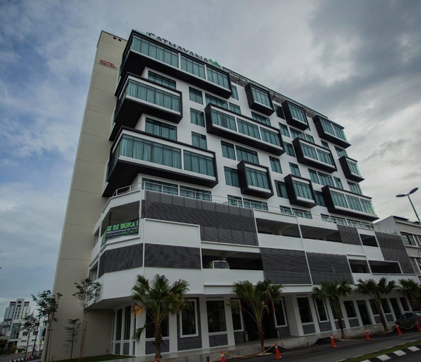 Exterior & Views 1, Cathayana Hotel Kuantan, Kuantan