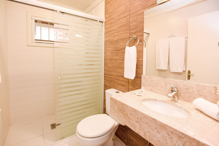 Bathroom 4, Müller & Fioreze, Gramado