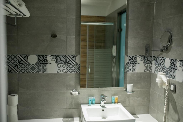 Bathroom 5, Island Boutique Hotel, South Aegean