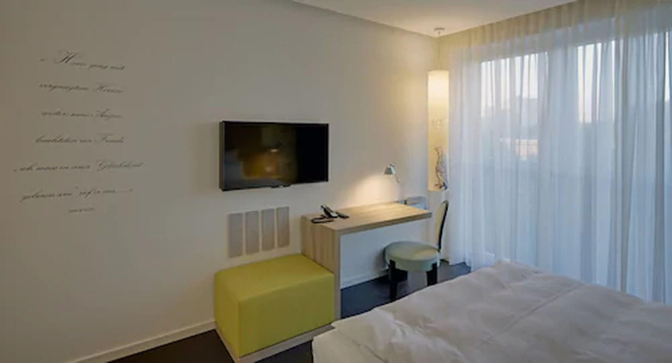 Bedroom 3, Grimms Potsdamer Platz, Berlin