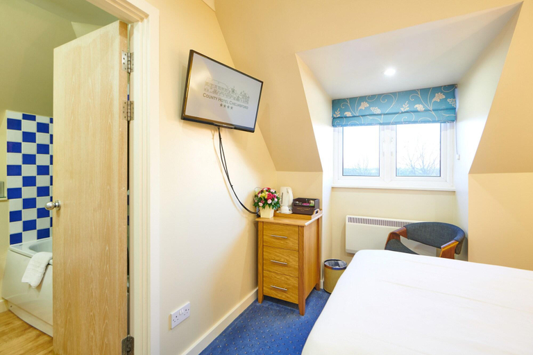 Bathroom 4, County Hotel, Essex