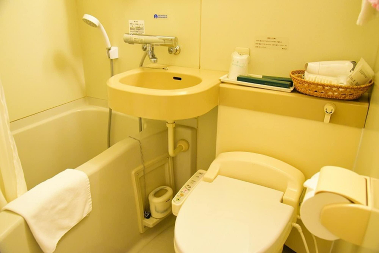 Bathroom 4, Hotel Arthur, Beppu