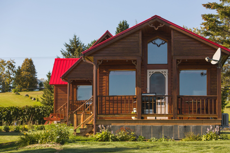 Chalets de l'Anse Ste-Helene, Avignon