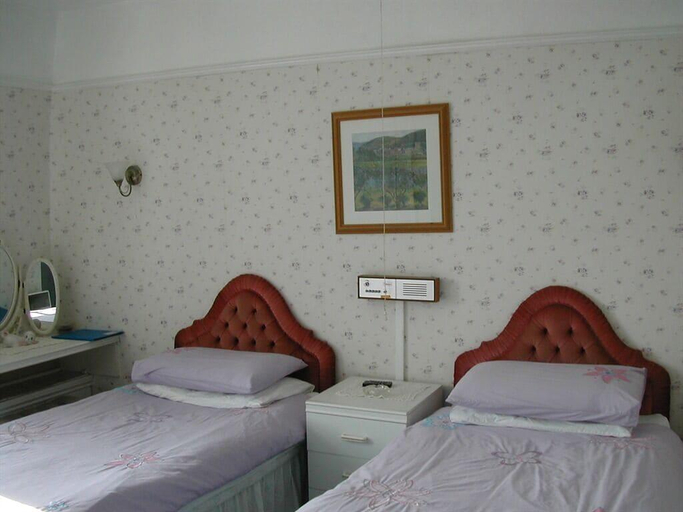 Bedroom 5, Neuadd Arms Hotel, Powys