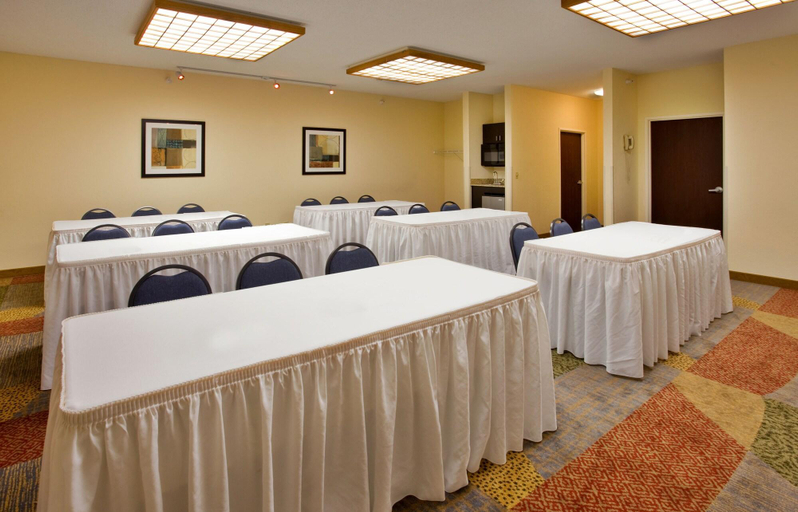 Public Area 2, Comfort Inn & Suites St Louis, Saint Louis