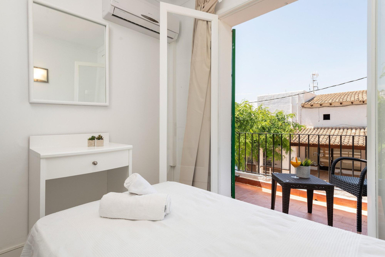 Bedroom 2, Talamanca, Baleares