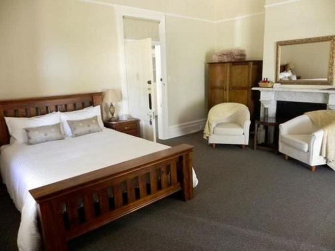 Bedroom 3, Moore Park Inn, Armidale Dumaresq Bal