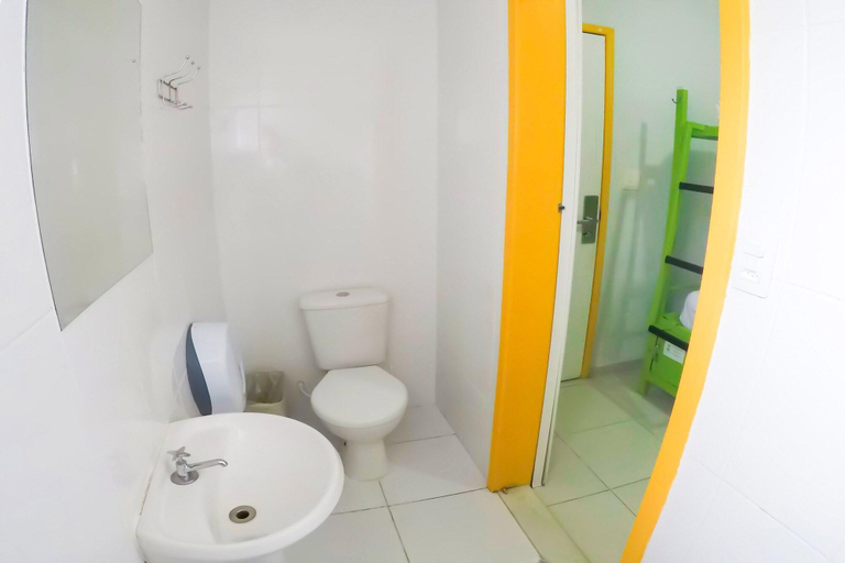 Bathroom 4, Che Lagarto Hostel Ipanema, Rio de Janeiro
