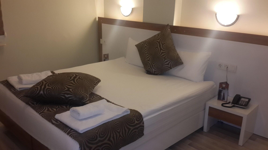 Bedroom 3, Airport Best Hotel, Bakırköy