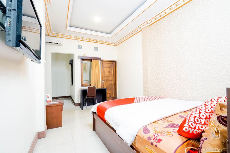 Bedroom 4, Urbanview Hotel near Paris Van Java Mall, Bandung
