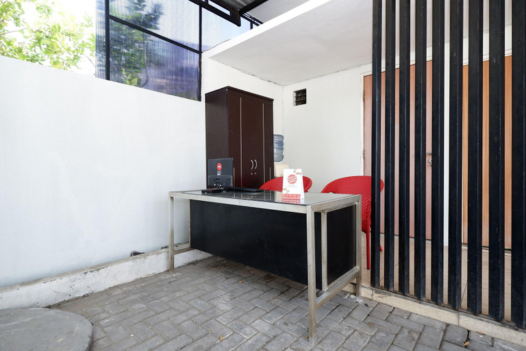 Public Area 3, Hotel O Palebon Residence, Semarang