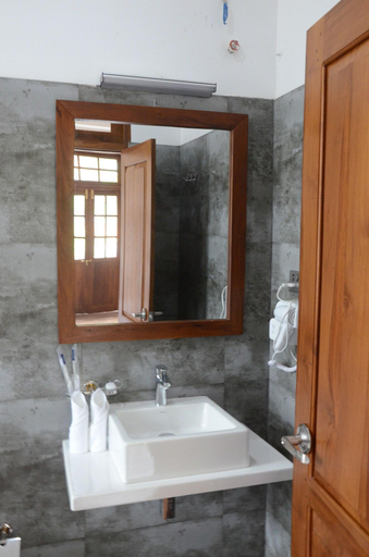 Bathroom 5, Heaven Seven Nuwara Eliya, Nuwara Eliya
