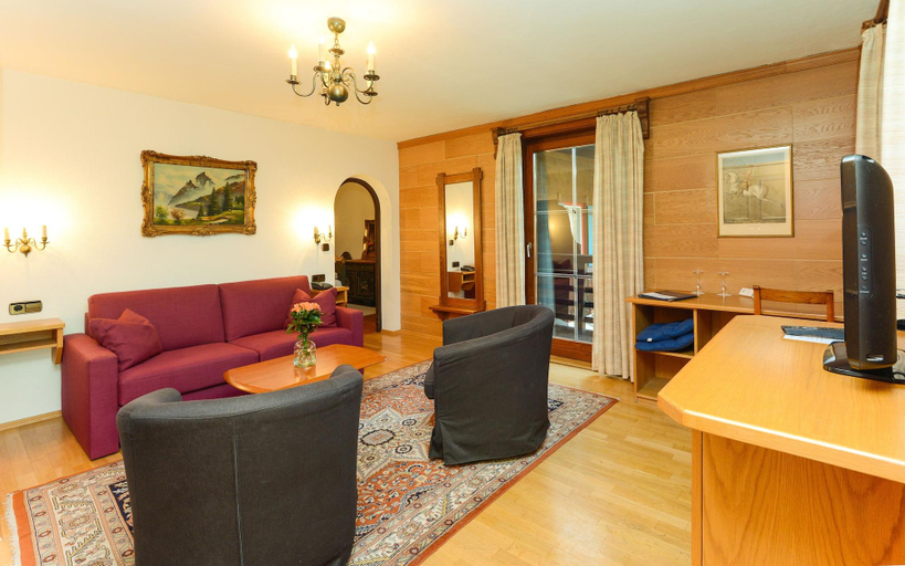 Bedroom 3, Stoll's Hotel Alpina, Berchtesgadener Land