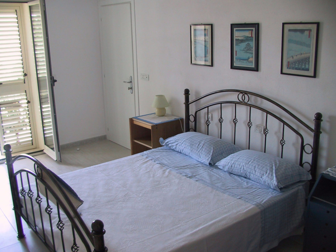 Bedroom 3, B&B Solanas, Oristano