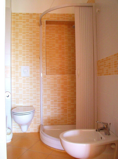 Bathroom 3, Residence La Giungla, Catanzaro
