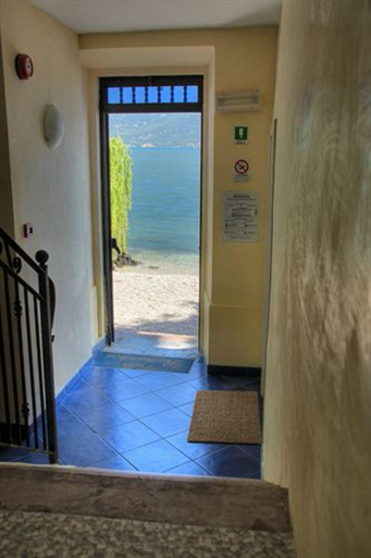 Public Area, Villa Romantica, Brescia