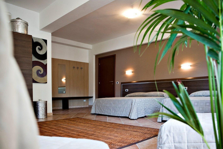 Public Area 3, Hotel Marinella, Livorno