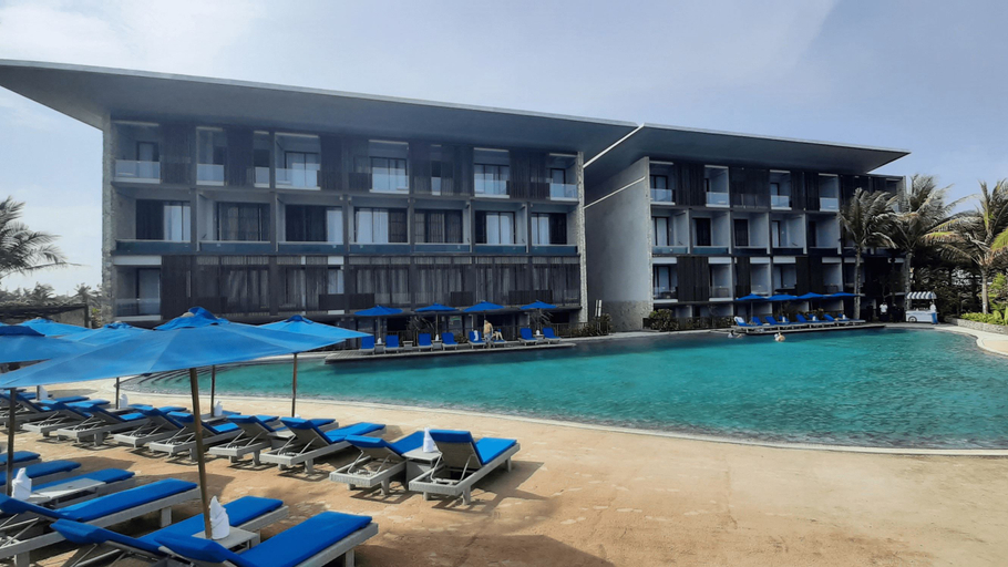 Swimming Pool 19
