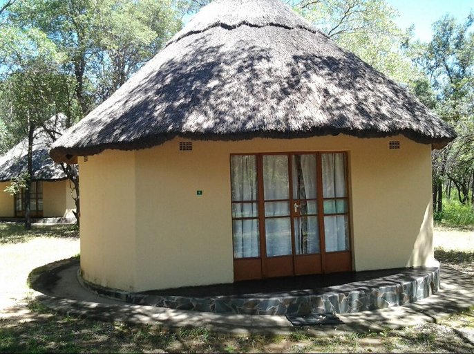 Exterior & Views 2, Matopo Ingwe Lodge, Matobo