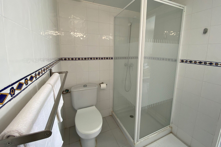 Bathroom 4, Club Menorca - Solo Adultos, Baleares