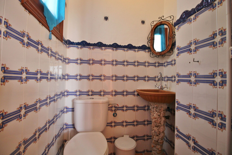 Bathroom 5, 1055 Villa Cerrillo, Málaga