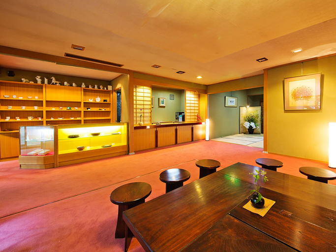 Public Area, Kocho, Kaga