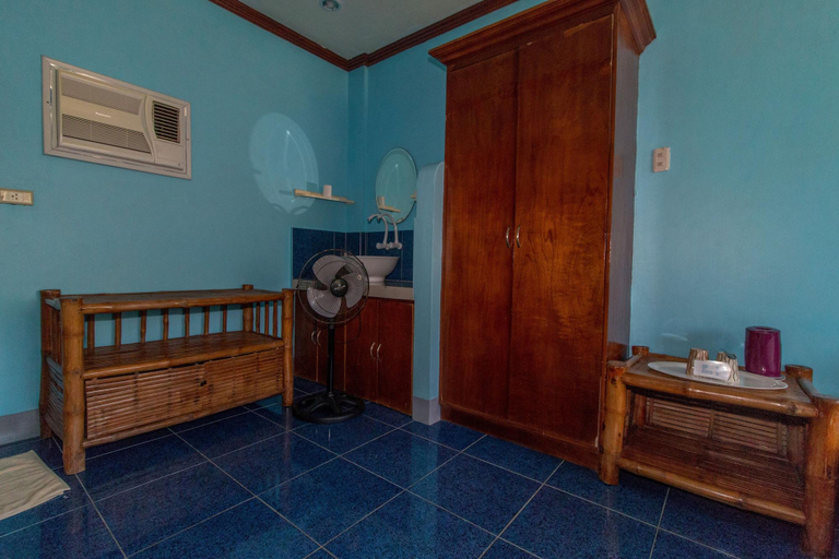 Public Area 2, Malapascua Starlight Resort, Daanbantayan