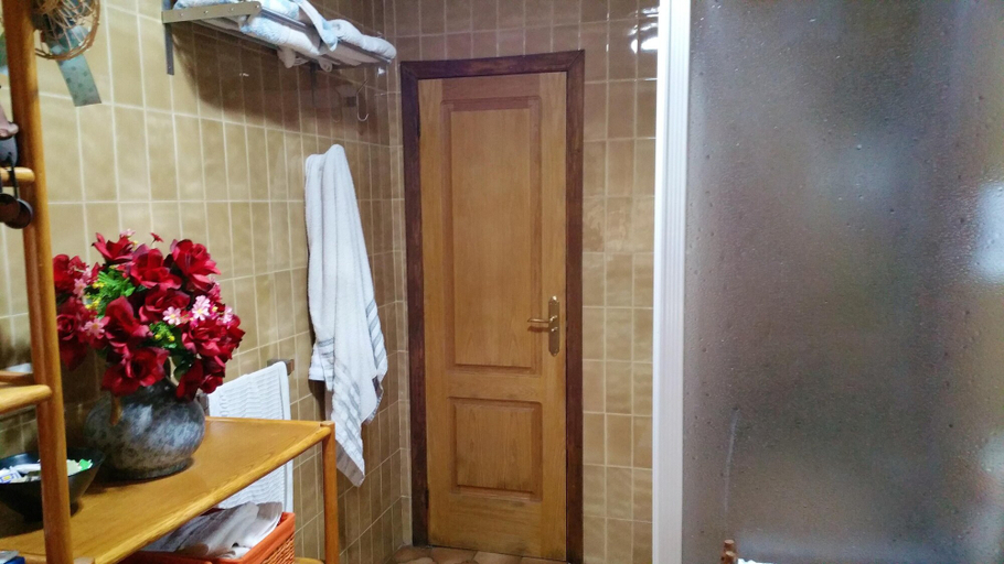 Public Area 4, Elegant Villa in Tui with Private Pool, Pontevedra