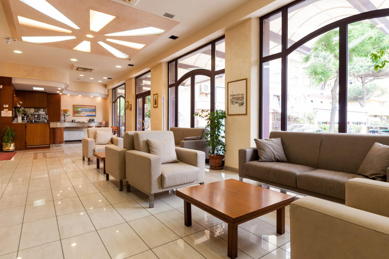 Public Area 2, Hotel King, Rimini