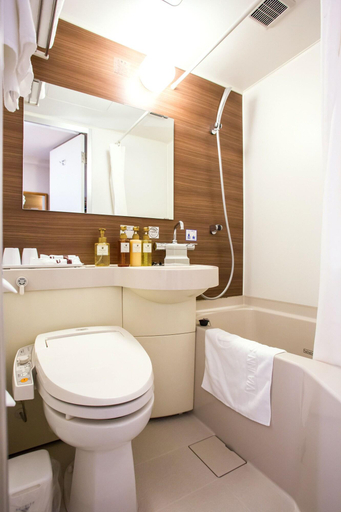 Bathroom 4, JR WEST GROUP VIA INN SHINOSAKA WEST, Osaka