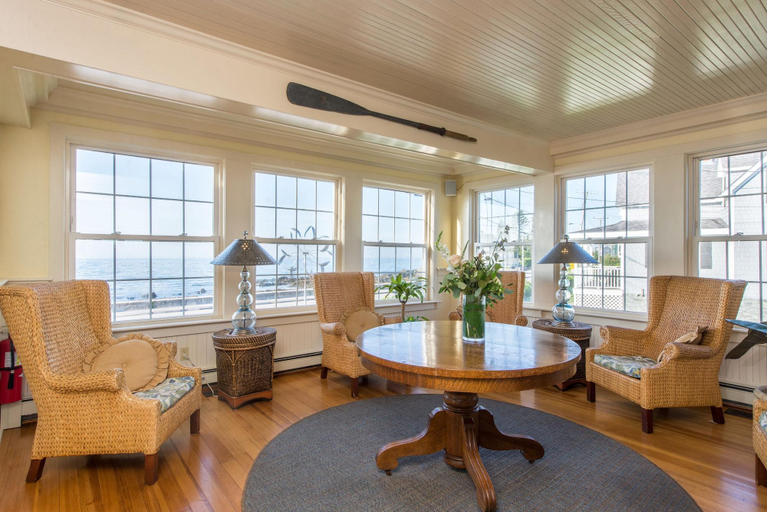 Public Area 3, The Beach House Inn, Mendocino