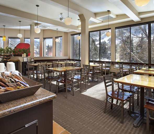 Food & Drinks 4, Hotel Aspen, Pitkin
