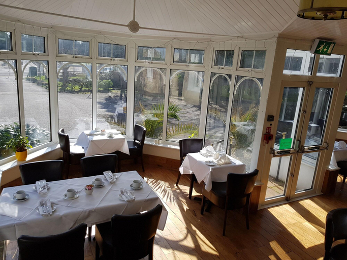 Food & Drinks 5, Hamlet Hotel Maidstone, Kent