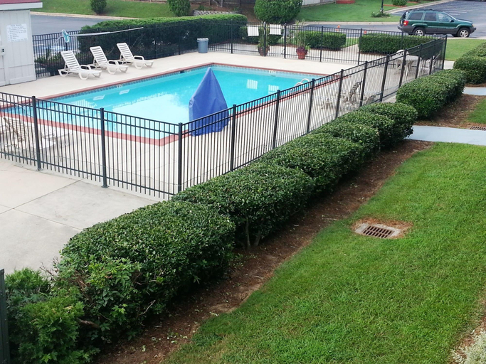 Sport & Beauty 5, Americas Best Value Inn Douglasville, Douglas