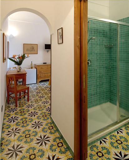 Bathroom 5, La Caravella Positano, Salerno