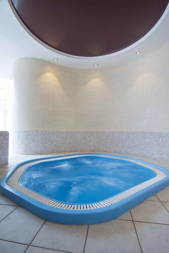 City Palace Hotel, Tashkent City
