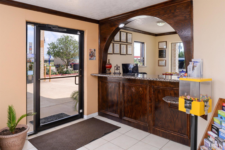 Public Area 2, Americas Best Value Inn & Suites Waller Prairie View, Houston