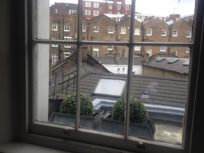 Exterior & Views 2, Griffin House, London