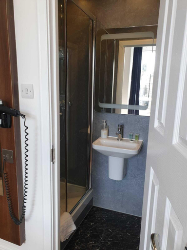 Bathroom 5, Blossom House, Edinburgh