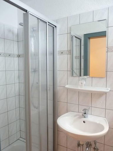 Bathroom 4, Zur Krone, Hameln-Pyrmont