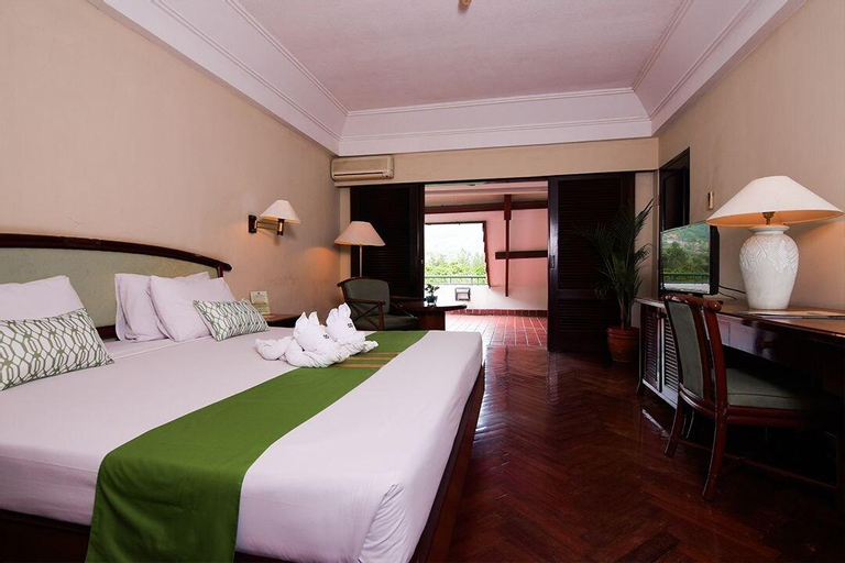 Bedroom 30