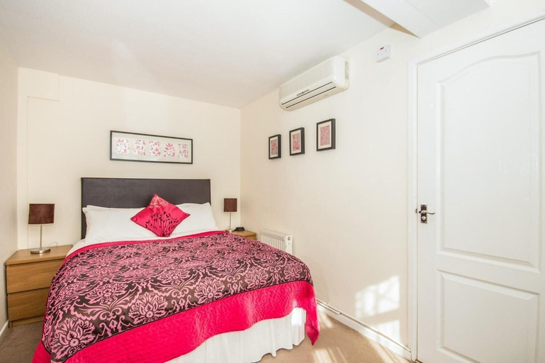 Bedroom 2, Green Haven Guest House, Warwickshire