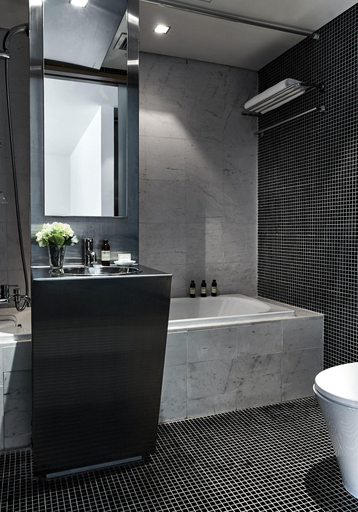 Bathroom 5, Citadines Fusionopolis Singapore, Singapore