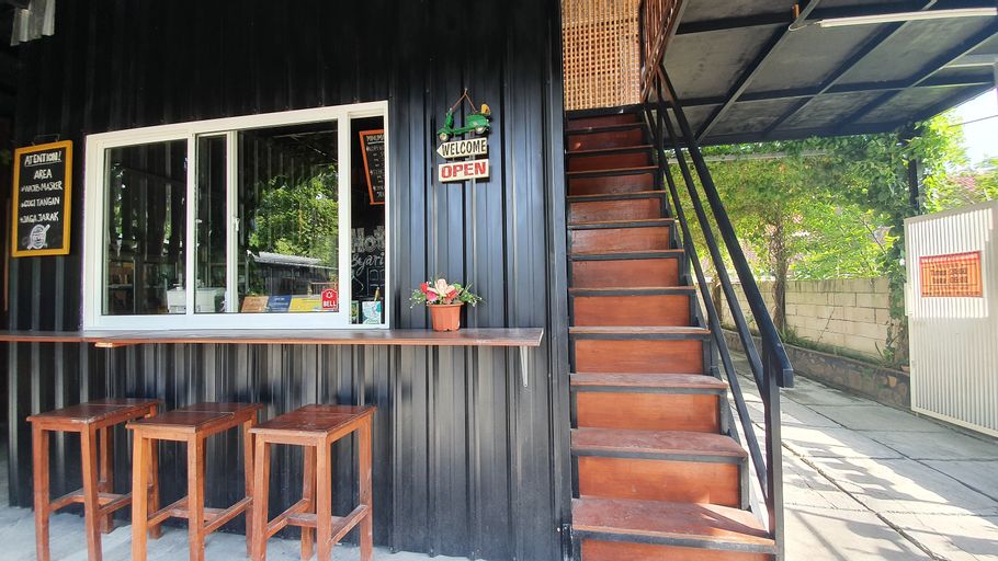 SPOT ON 2550 Omah Pandhoek Family Syariah, Nganjuk