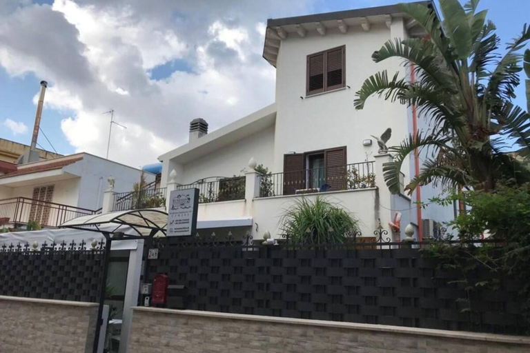 Exterior & Views 2, Bed & Breakfast Kunesias, Palermo