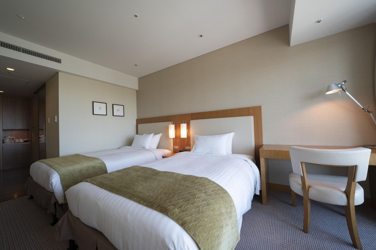 Bedroom 3, Courtyard by Marriott Shin-Yokohama Station, Yokohama