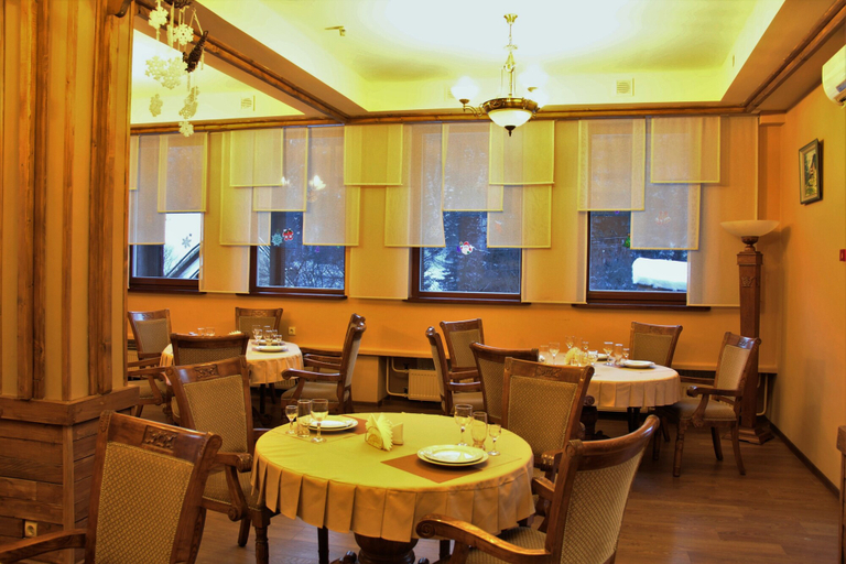 Food & Drinks 4, Hotel Pigy, Nadvirnians'kyi