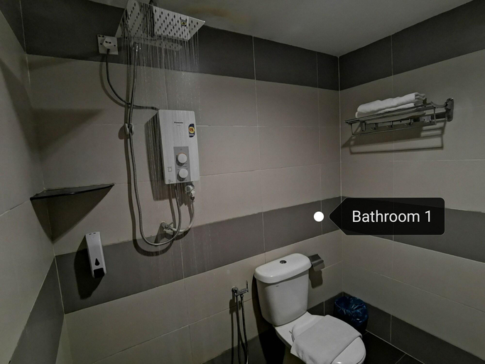 Bathroom 4, Star Bay Hotel, Manjung