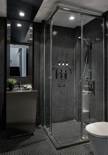 Bathroom 5, Citadines Fusionopolis Singapore, Singapura